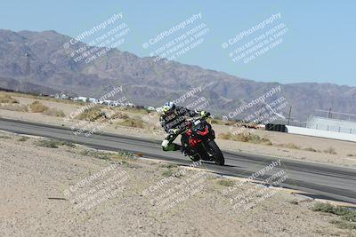 media/Oct-30-2025-Racers Edge (Thu) [[dabbdaf680]]/3-B Group/Session 3 (Turn 15 Inside)/